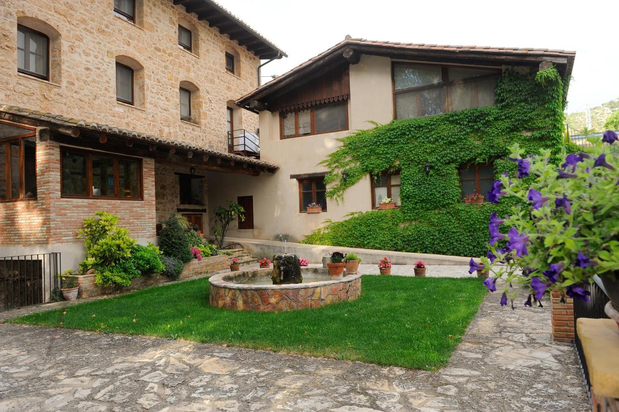 Hotel Font Del Pas à Beceite Extérieur photo